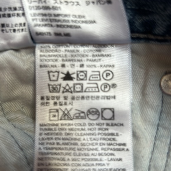 Levi’s 514 stonewashed jeans.  Size 32x30. - Picture 7 of 7